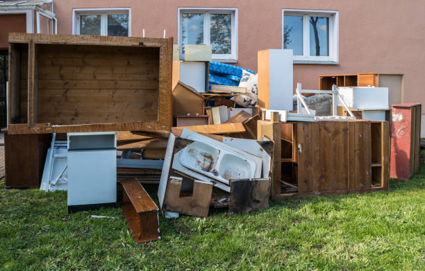 Best Trash Removal Near Me  in Benton, IL